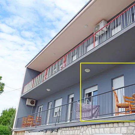 Apartman Zrinko Novi Vinodolski