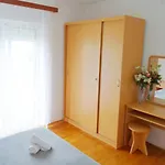 Zrinko Apartment *