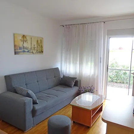 Apartment Zrinko Novi Vinodolski