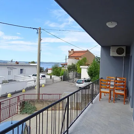 Apartment Zrinko *